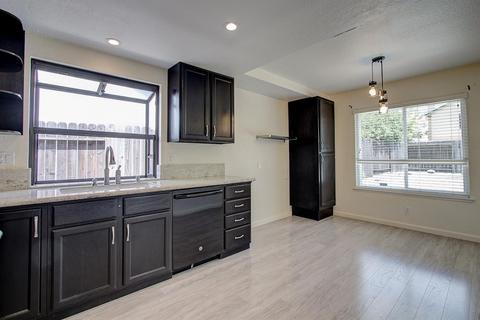3946 Big Cloud Way, Antelope, CA 95843 photo 12