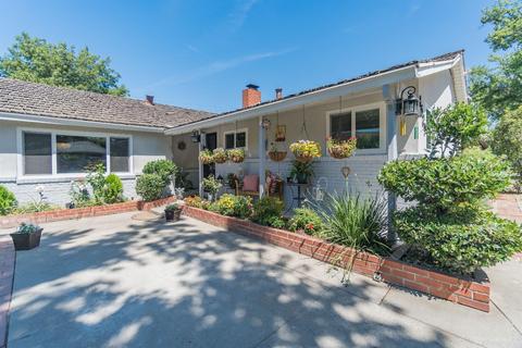 1529 Bronson Ave, Modesto, CA 95350 photo 4