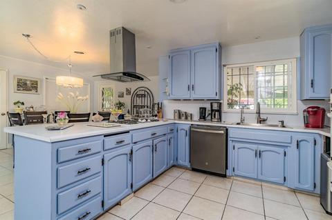 1529 Bronson Ave, Modesto, CA 95350 photo 6
