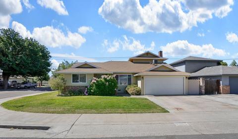 1800 Walnut St, Lodi, CA 95242 photo 1