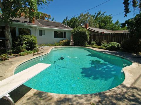 908 Crestwood Dr, Modesto, CA 95350 photo 49