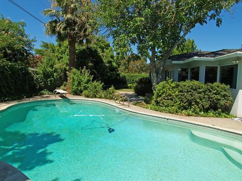 908 Crestwood Dr, Modesto, CA 95350 photo 47