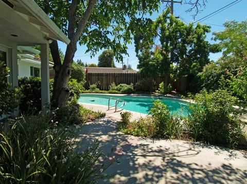 908 Crestwood Dr, Modesto, CA 95350 photo 3