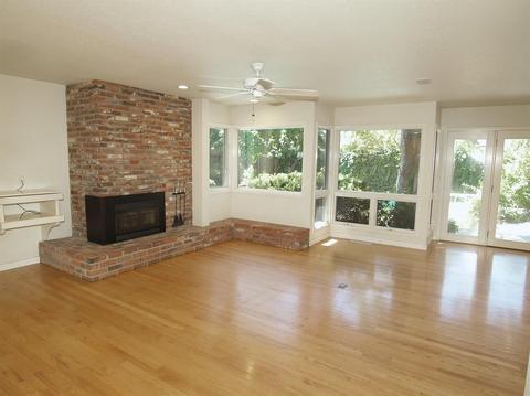 908 Crestwood Dr, Modesto, CA 95350 photo 11