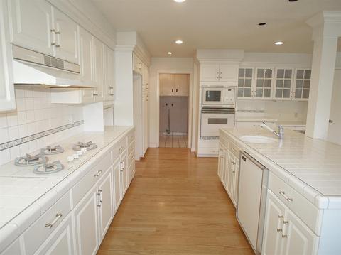 908 Crestwood Dr, Modesto, CA 95350 photo 17