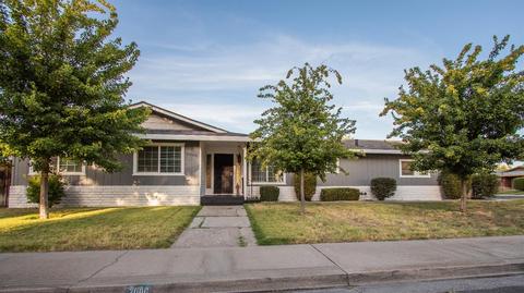 2000 Rose Ave, Ceres, CA 95307 photo 1