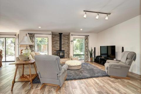 218 Guaymas Pl, Davis, CA 95616 photo 9