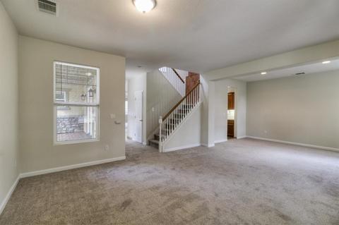425 Creekside Dr, Patterson, CA 95363 photo 6