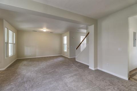 425 Creekside Dr, Patterson, CA 95363 photo 8