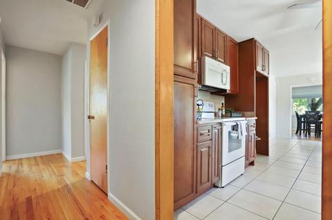 305 W Granger Ave, Modesto, CA 95350 photo 17