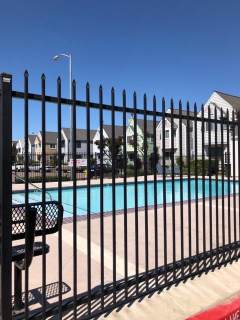 421 Benjamin Pl, Manteca, CA 95337 photo 2