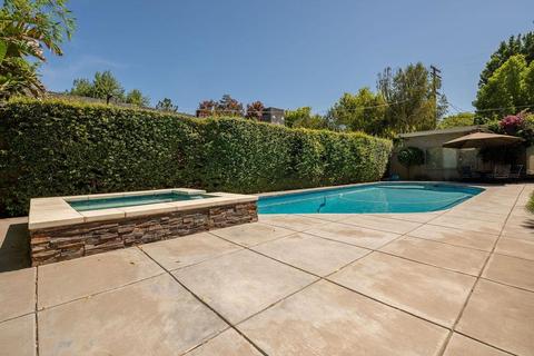 950 Wellesley Ave, Modesto, CA 95350 photo 2