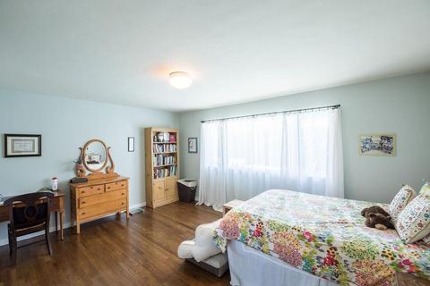 950 Wellesley Ave, Modesto, CA 95350 photo 27