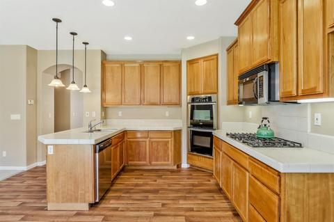 2300 Kaslin Dr, Modesto, CA 95355 photo 8