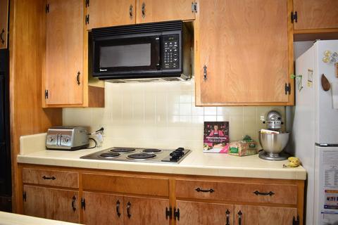 1605 Crestview Dr, Modesto, CA 95355 photo 5