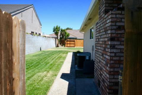 126 Robert Ave, Ripon, CA 95366 photo 8