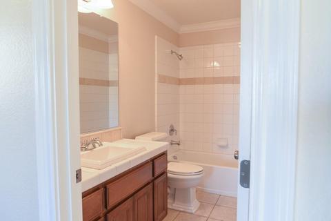 5609 Freestone Dr, Linda, CA 95901 photo 9