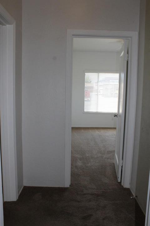 623 E Yosemite Ave, Manteca, CA 95336 photo 33