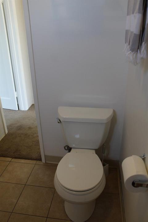 623 E Yosemite Ave, Manteca, CA 95336 photo 24