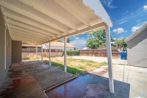 2079 Magnolia St, Ceres, CA 95307 photo 12