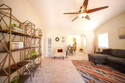 2079 Magnolia St, Ceres, CA 95307 photo 2