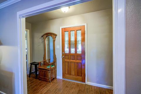 607 4th St, Winters, CA 95694 photo 5