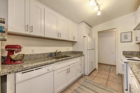 1730 Pomona Dr, Davis, CA 95616 photo 4