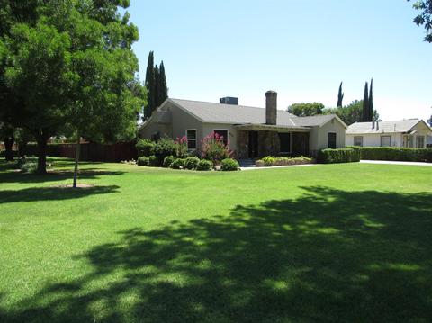 618 Laurel Ave, Gustine, CA 95322 photo 2