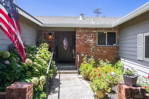 2613 Natalie Ct, Modesto, CA 95350 photo 4