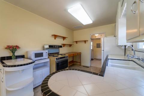 1825 Roble Ave, Modesto, CA 95354 photo 9