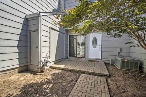 260 W Rumble Rd #D, Modesto, CA 95350 photo 4
