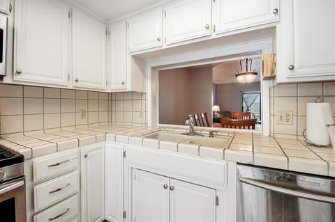 260 W Rumble Rd #D, Modesto, CA 95350 photo 12
