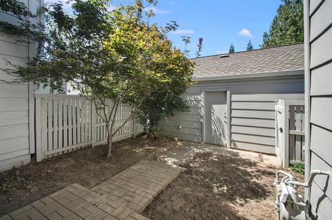 260 W Rumble Rd #D, Modesto, CA 95350 photo 5