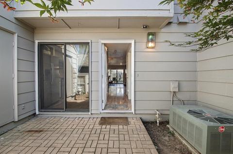260 W Rumble Rd #D, Modesto, CA 95350 photo 8