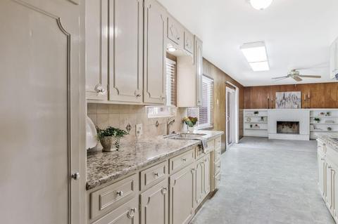 2413 Teri Ln, Modesto, CA 95350 photo 3