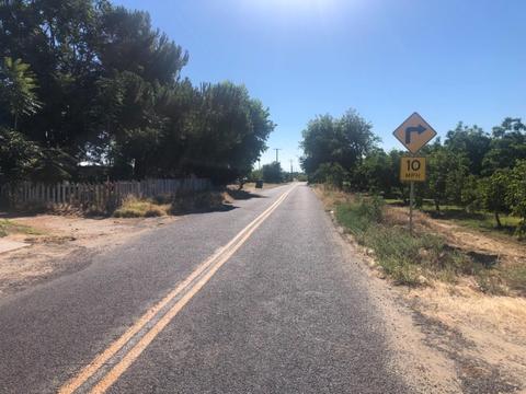 6851 Leedom Rd, Hughson, CA 95326 photo 2