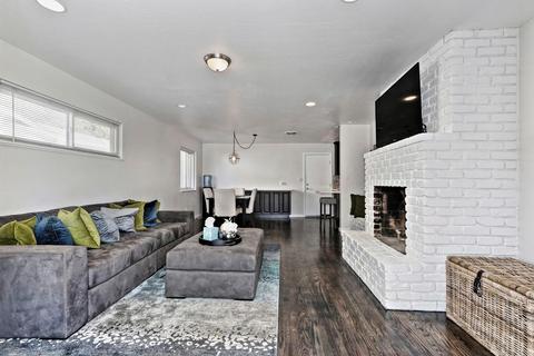 5246 Locust Ave, Carmichael, CA 95608 photo 8