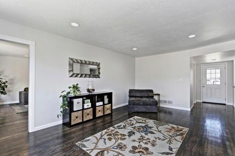 5246 Locust Ave, Carmichael, CA 95608 photo 5