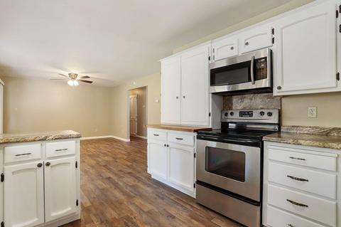 2801 E Orangeburg Ave, Modesto, CA 95355 photo 17