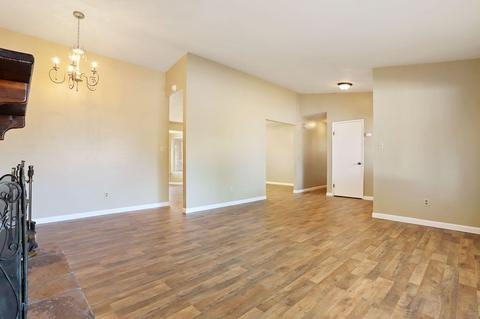 2801 E Orangeburg Ave, Modesto, CA 95355 photo 12