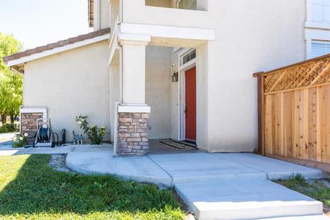 730 Boulder Ave, Lathrop, CA 95330 photo 3