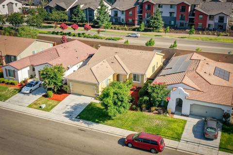 1137 Alba St, Manteca, CA 95337 photo 4