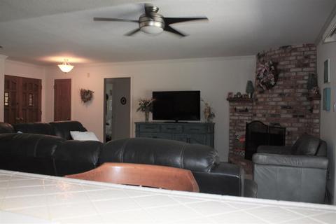 601 Leveland Ln, Modesto, CA 95350 photo 9