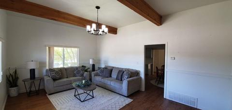 124 Chestnut St, Lodi, CA 95240 photo 3