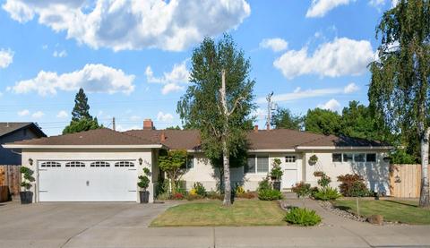 1152 Devine Dr, Lodi, CA 95240 photo 2