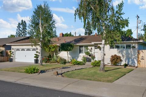 1152 Devine Dr, Lodi, CA 95240 photo 6