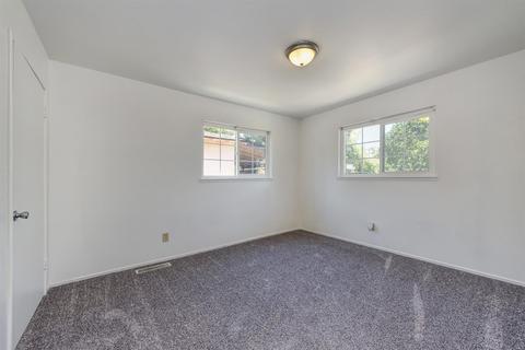 153 E Syracuse Ave, Turlock, CA 95380 photo 18