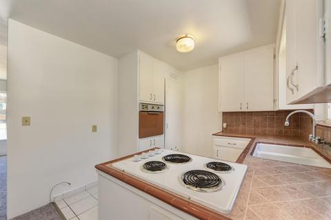 153 E Syracuse Ave, Turlock, CA 95380 photo 12