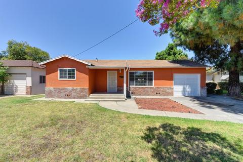 153 E Syracuse Ave, Turlock, CA 95380 photo 2