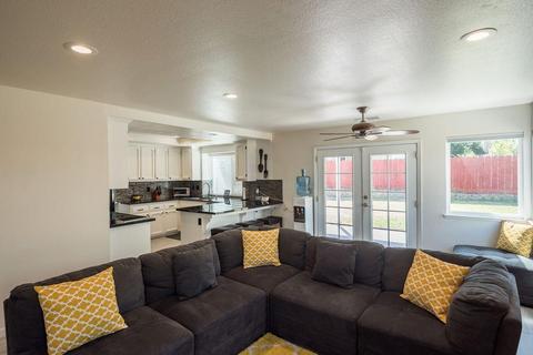 2068 Sheldon Dr, Modesto, CA 95350 photo 8